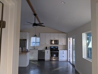 240 W Cedar Ave, Burbank, CA 91502