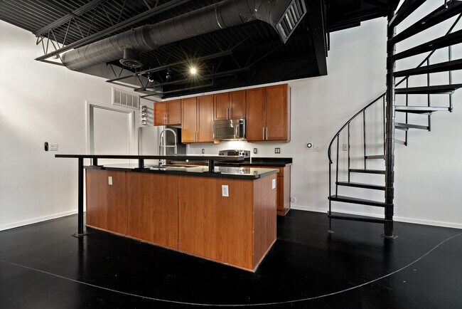 588 Lofts unit 533, Dallas, TX 75204 - photo 5