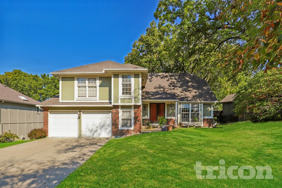 5208 NW Walden Dr, Kansas City, MO 64151 - photo 1
