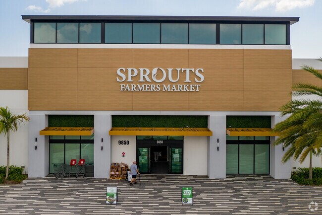Sprouts Farmers Market near Valencia Pointe is a wonderful place to get organic goods.