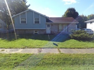1536 Linden St, East Lansing, MI 48823