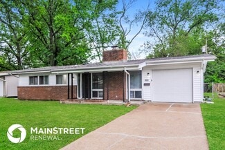 2280 St Catherine St, Florissant, MO 63033