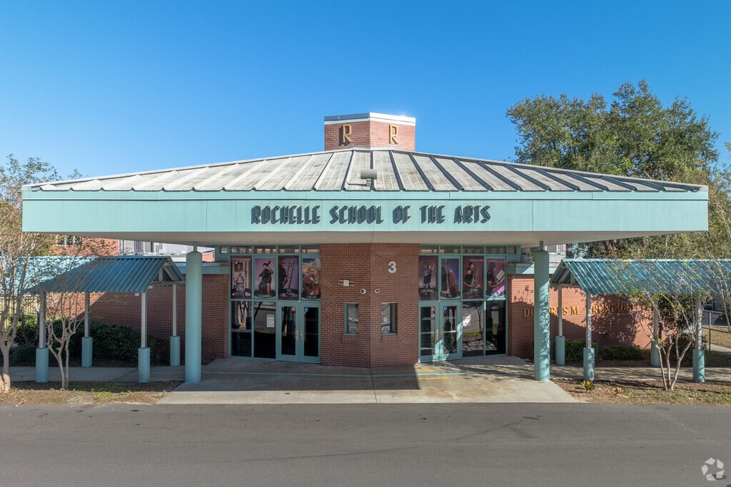 Rochelle School of the Arts is an above average magnet school in Lakeland, FL.