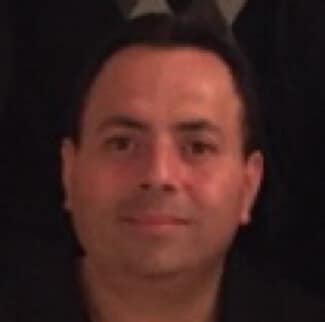 Robert Fernandez