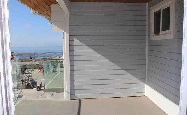 902 W Cliff Dr unit A, Santa Cruz, CA 95060 - photo 6