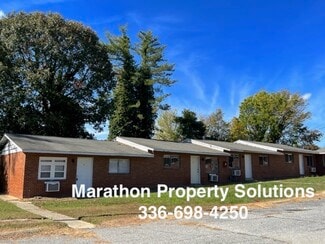 1815 McKnight Mill Rd Unit 1815-B, Greensboro, NC 27405