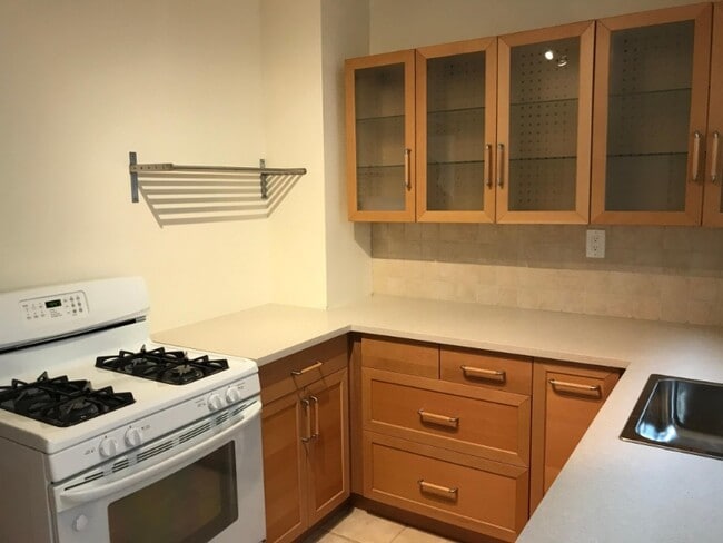 1826 Berkeley Way, Berkeley, CA 94703 - photo 4