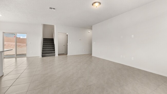 1601 Maggie Dr NE, Rio Rancho, NM 87144 - photo 4