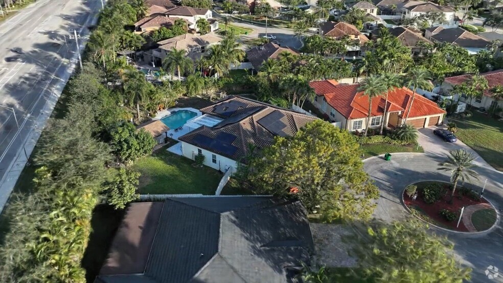 14501 SW 33rd Ct, Miramar, FL 33027 - photo 2