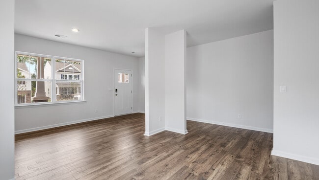 1609 Yarrow Ln, Lyman, SC 29365 - photo 4