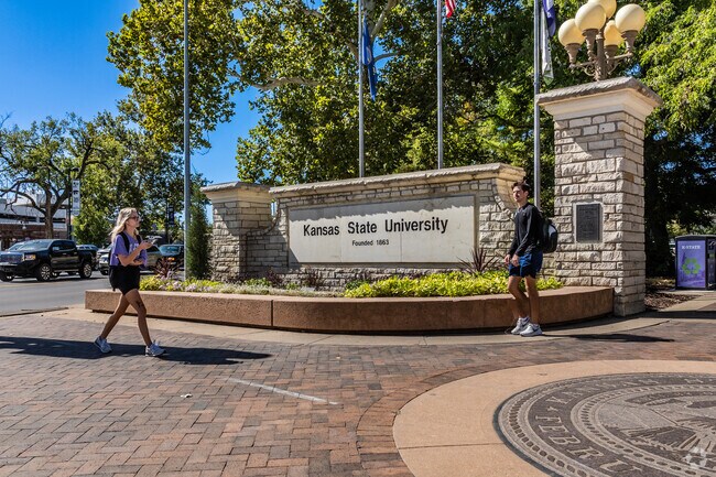 Kansas State University is in the heart of Manhattan and is just a few minutes away.