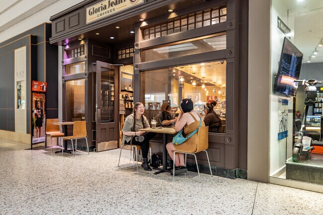Gloria Jeans Coffee is a good place to meet up with friends after school.