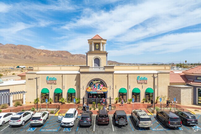 Eddie World, the 26,000 square foot gas station, quickly became another Yermo icon after opening in 2018.