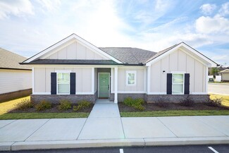 102 Whistle, Lenoir City, TN 37772