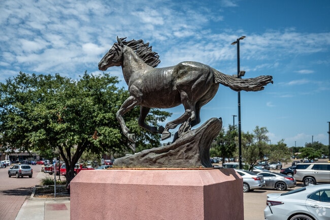 Horse sculptures are common in Texas, and Richardson Heights has its own take.