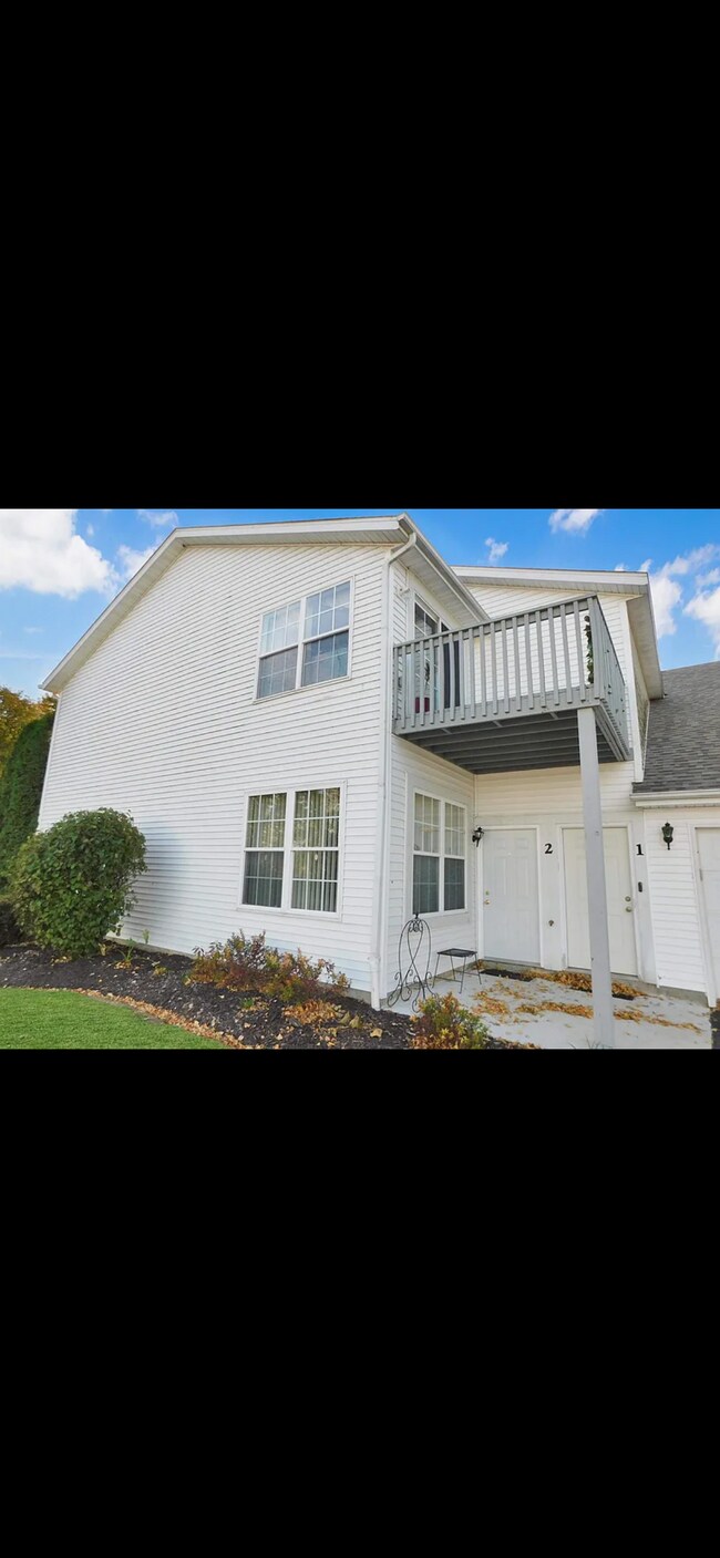 558 Mosaic Ln Unit 1, Roscoe, IL 61073