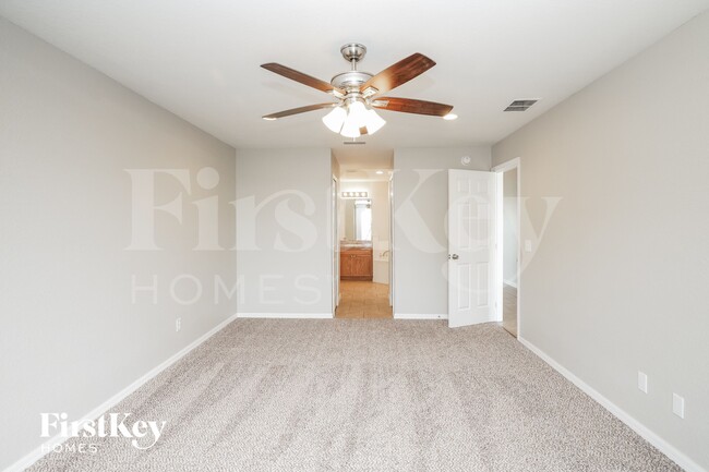 211 Grouper Ct, Kissimmee, FL 34759 - photo 6