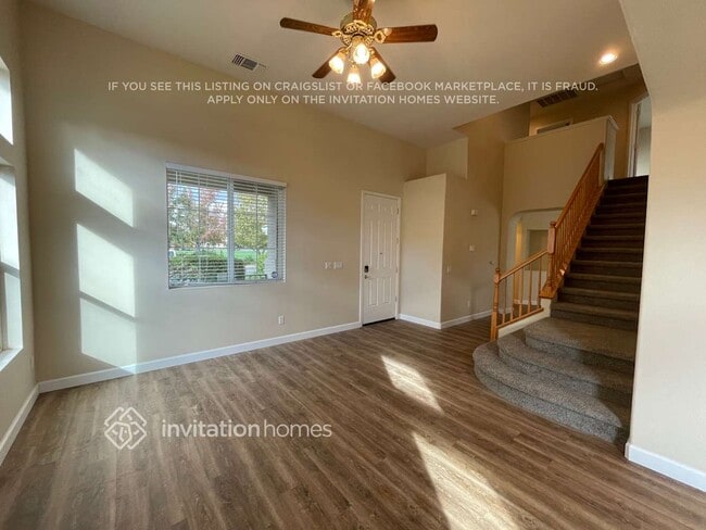 1655 Vandenberg Cir, Suisun City, CA 94585 - photo 3