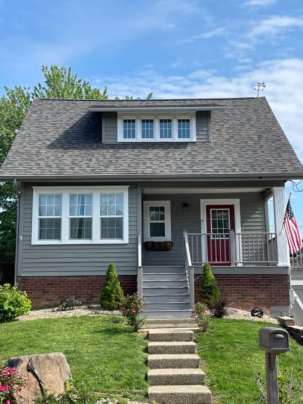 1003 E Samuel Ave, Peoria Heights, IL 61616