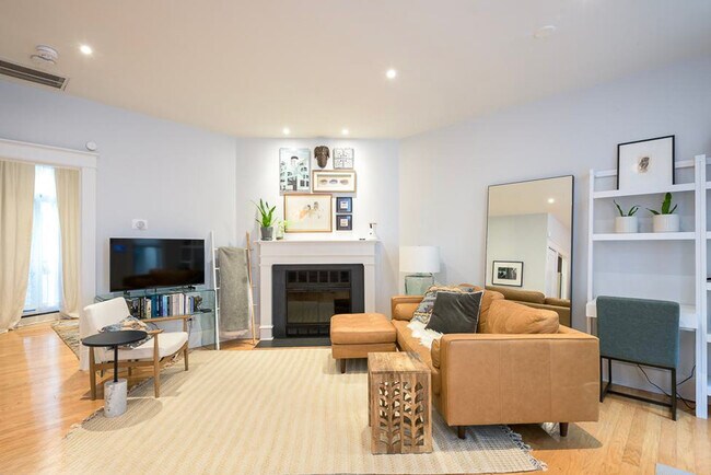1313 Vermont Ave NW unit ID1011182P, Washington, DC 20005 - photo 3