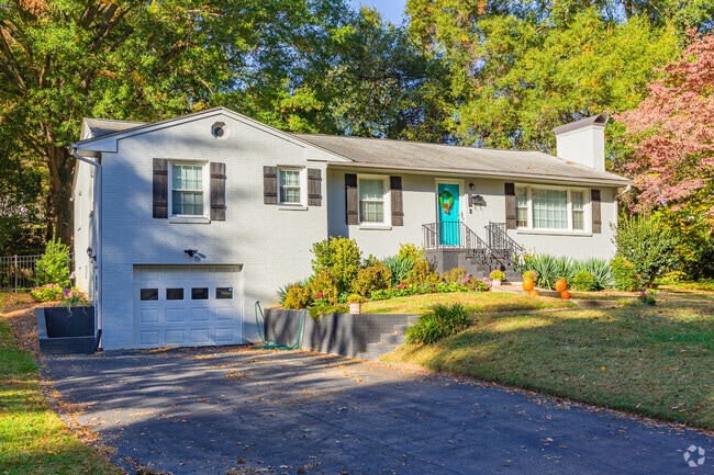 Knollwood-Hanestown provides affordable housing options, including split-level homes.