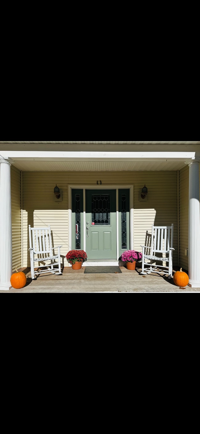 631 Prospect Mountain Rd Unit 2, Alton, NH 03809