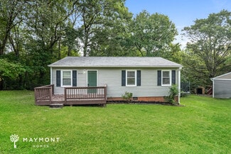 2010 Glenside Dr, Greensboro, NC 27405