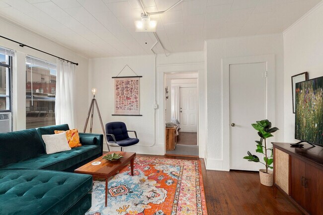 110 W Meadow St unit FL2-ID1221801P, Fayetteville, AR 72701 - photo 7