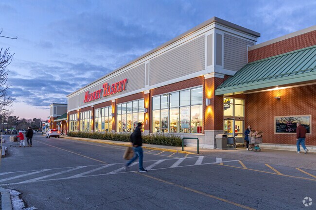 Residents will find a popular, local Market Basket grocery store location in North Wilmington.