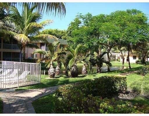 760 SE 2nd Ave unit D214, Deerfield Beach, FL 33441 - photo 2