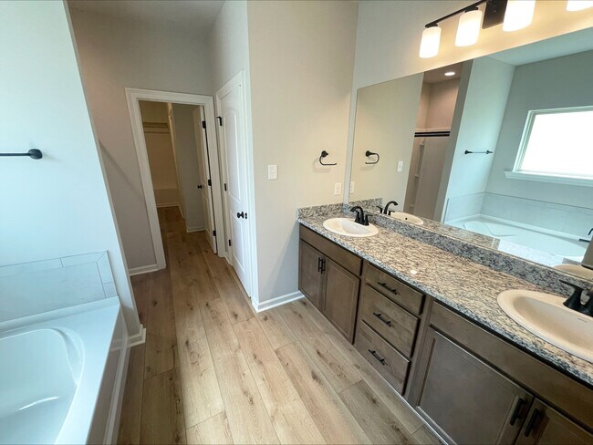 2104 Hayes Ave, Port Allen, LA 70767 - photo 5