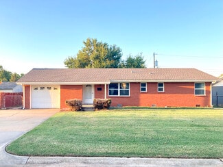 612 W Matthews St, El Reno, OK 73036
