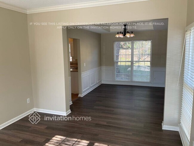 8932 Coppermine Ln, Charlotte, NC 28269 - photo 5