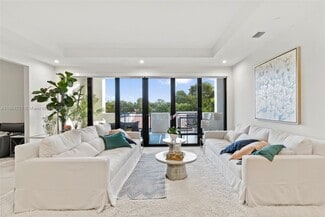 718 Valencia Ave Unit 307, Coral Gables, FL 33134