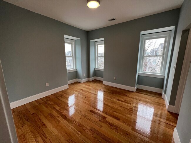 75 Pearl St, Somerville, MA 02145 - photo 5