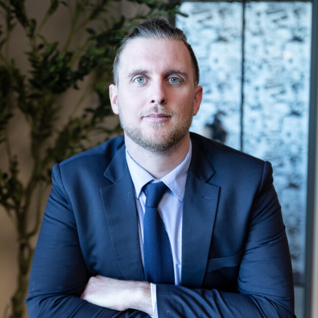 Agent Photo
