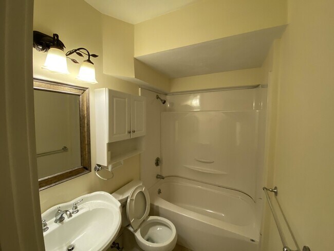 51 Park Dr unit 3, Boston, MA 02215 - photo 6