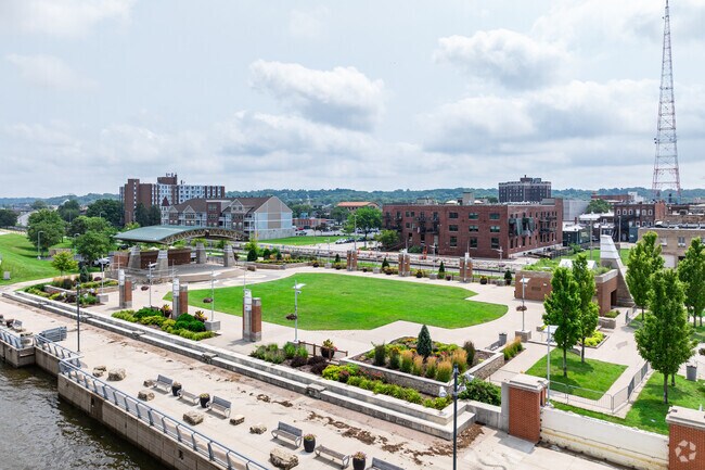 Downtown Rock Island is a short drive from Rock Riverfront.