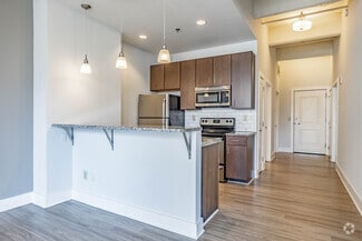 34 W 6th St, Cincinnati, OH 45202