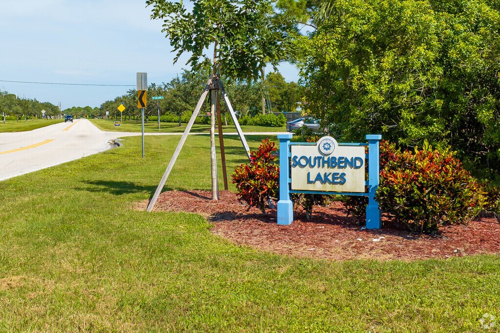 About Southbend Lakes Schools, Demographics, Things to Do