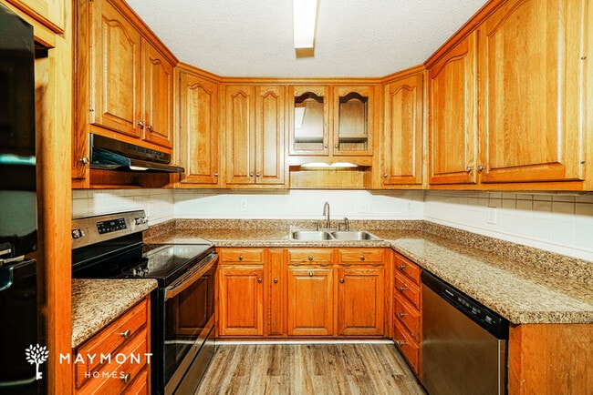 1157 Thompson Rd, Alabaster, AL 35007 - photo 7