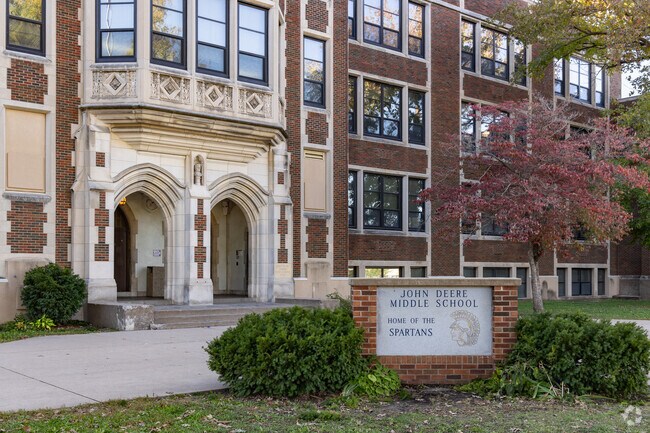 John Deere Middle School in Moline offers a variety of programs that challenge children.