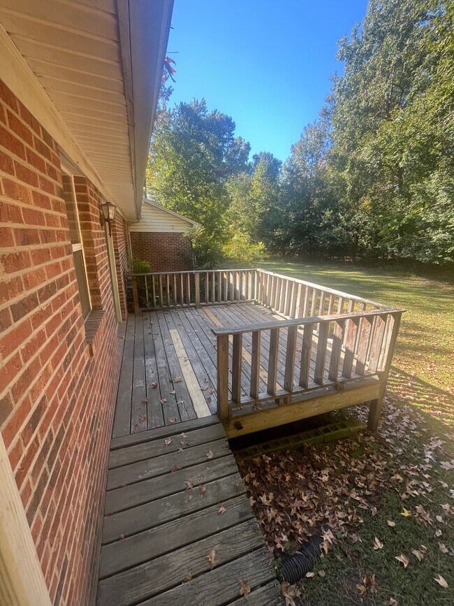 5 Werner Ct, Spartanburg, SC 29307 - photo 4