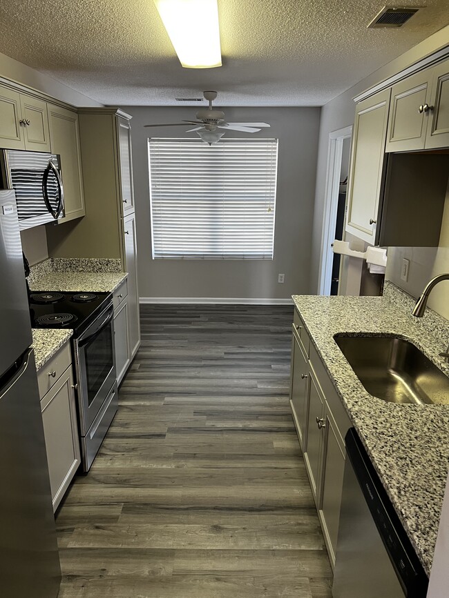 629 Devon Rd, Grovetown, GA 30813 - photo 4