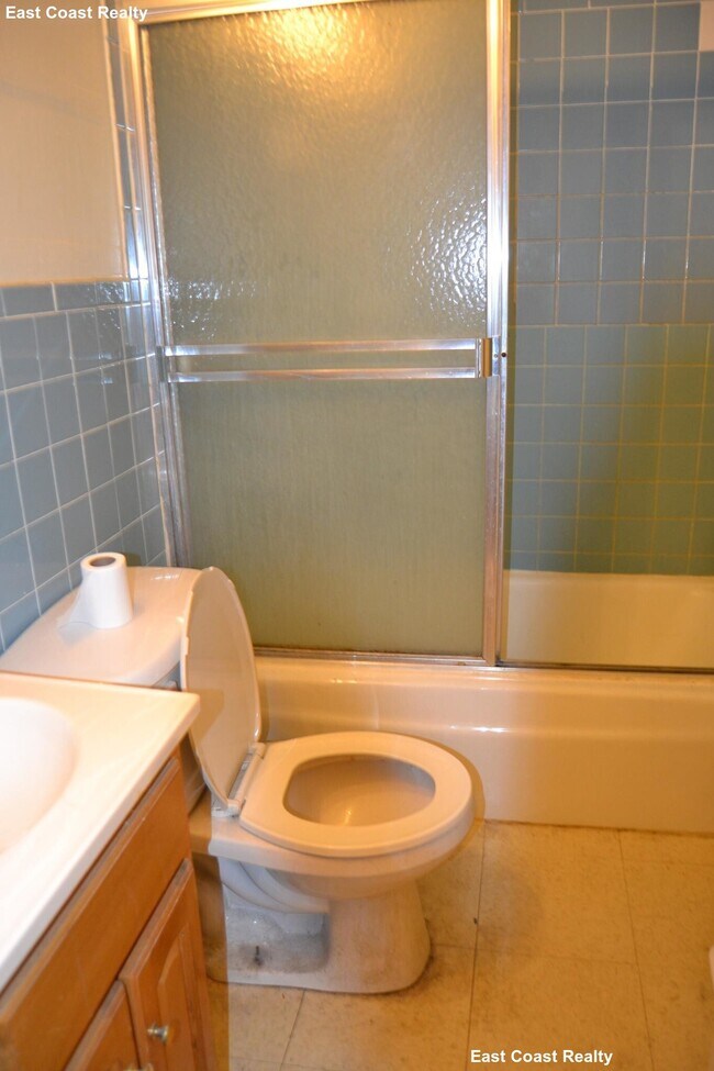 1120 Commonwealth Ave unit 6, Boston, MA 02134 - photo 6