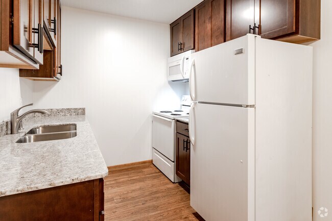 2BR, 1BA