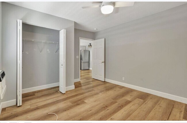 127 Lakeview Ave unit A, Lantana, FL 33462 - photo 6