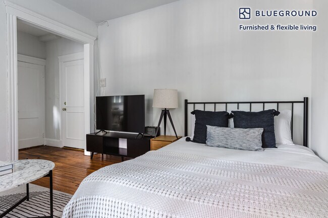 49 Worthington St unit FL1-ID1072, Boston, MA 02120 - photo 7