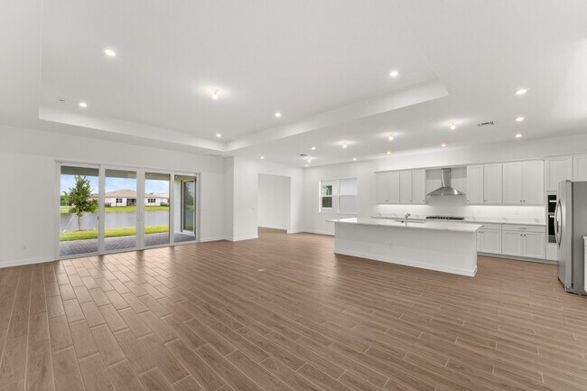 10289 SW Carnelian St, Port Saint Lucie, FL 34987 - photo 4