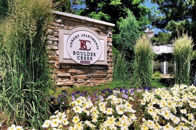 Welcome to Boulder Creek Apartments